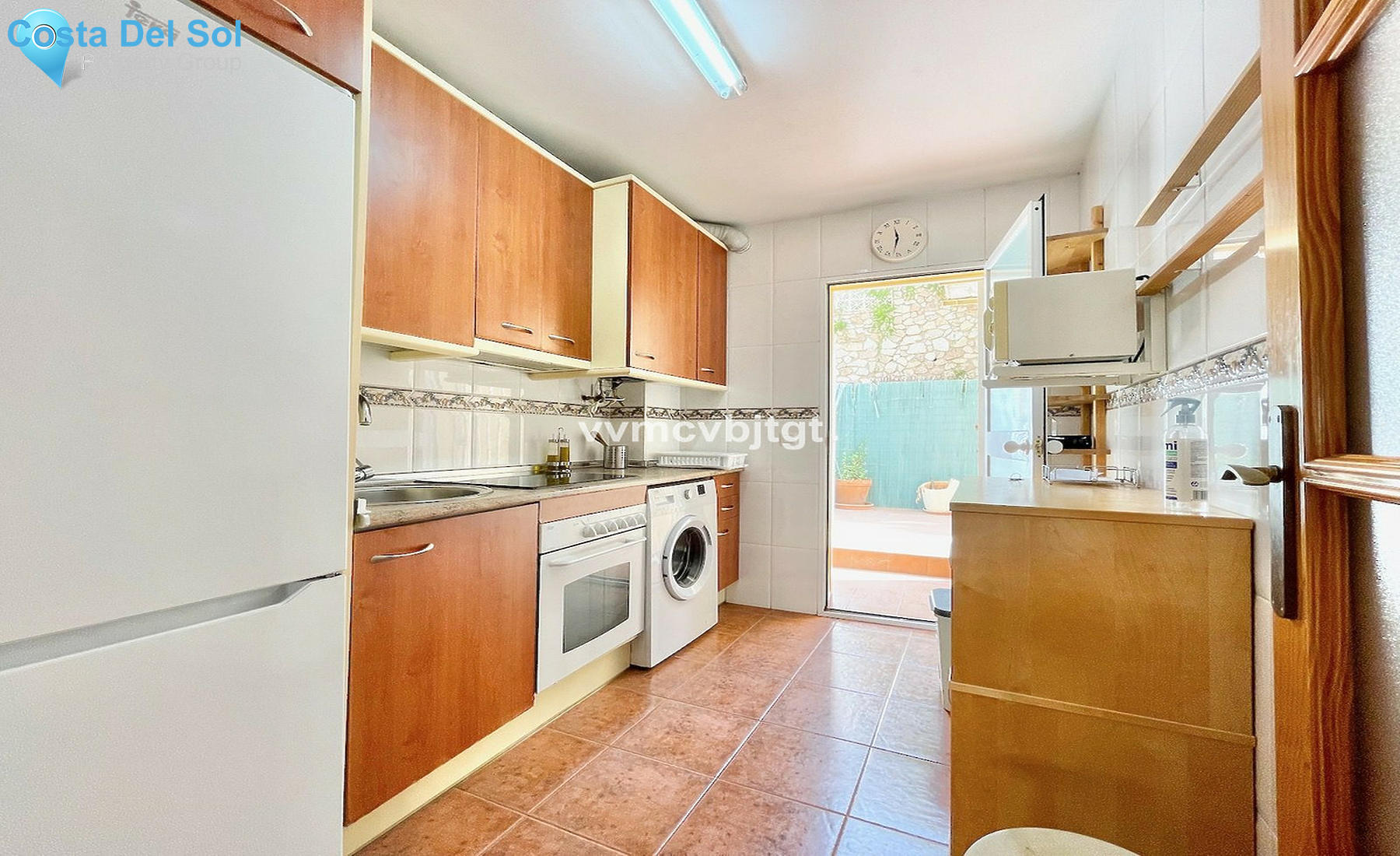 Middle Floor Apartment in Fuengirola-1458572