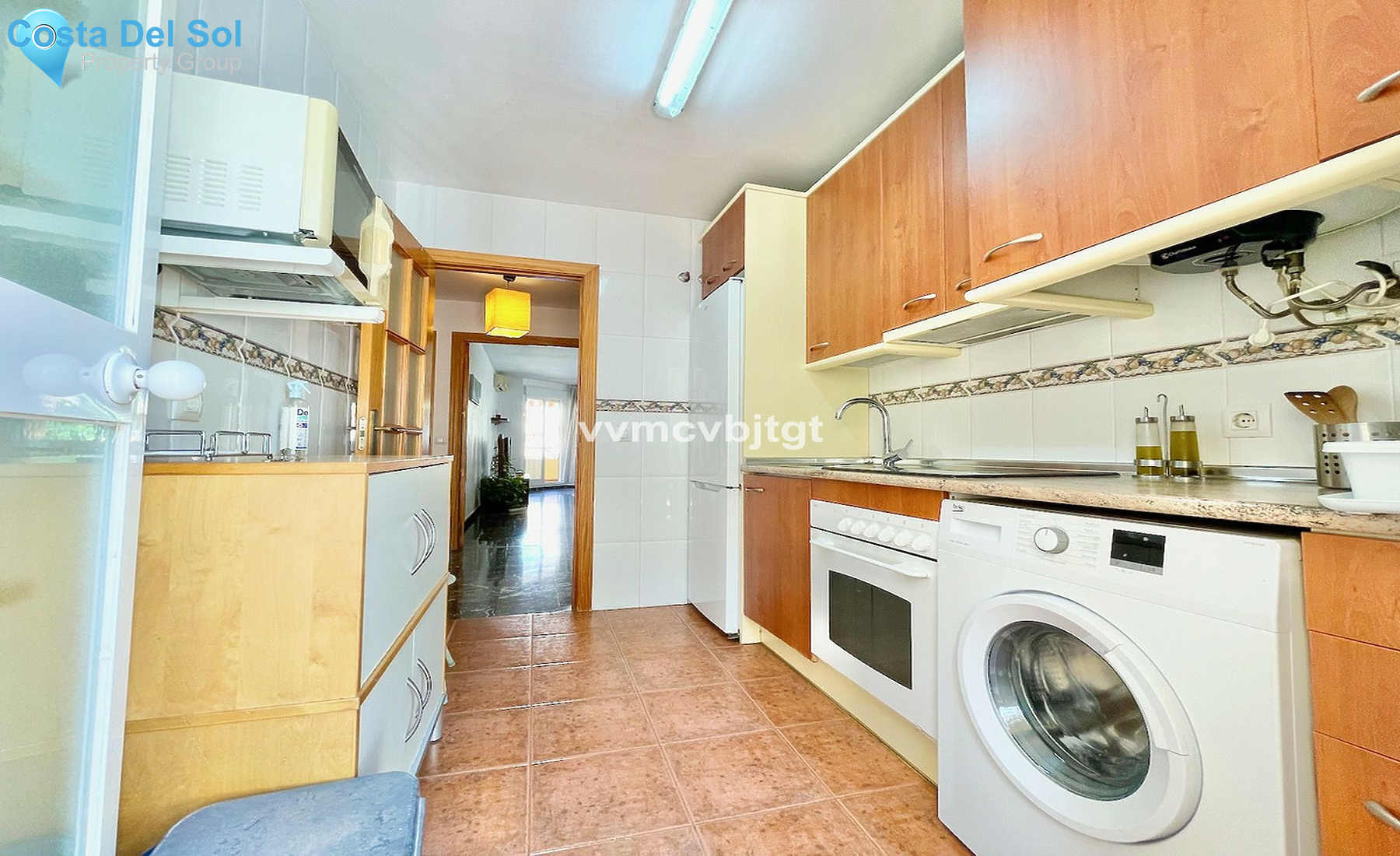 Middle Floor Apartment in Fuengirola-1458574