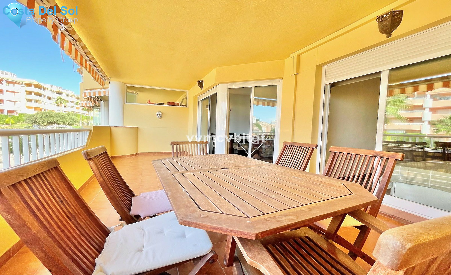 Middle Floor Apartment in Fuengirola-1458564