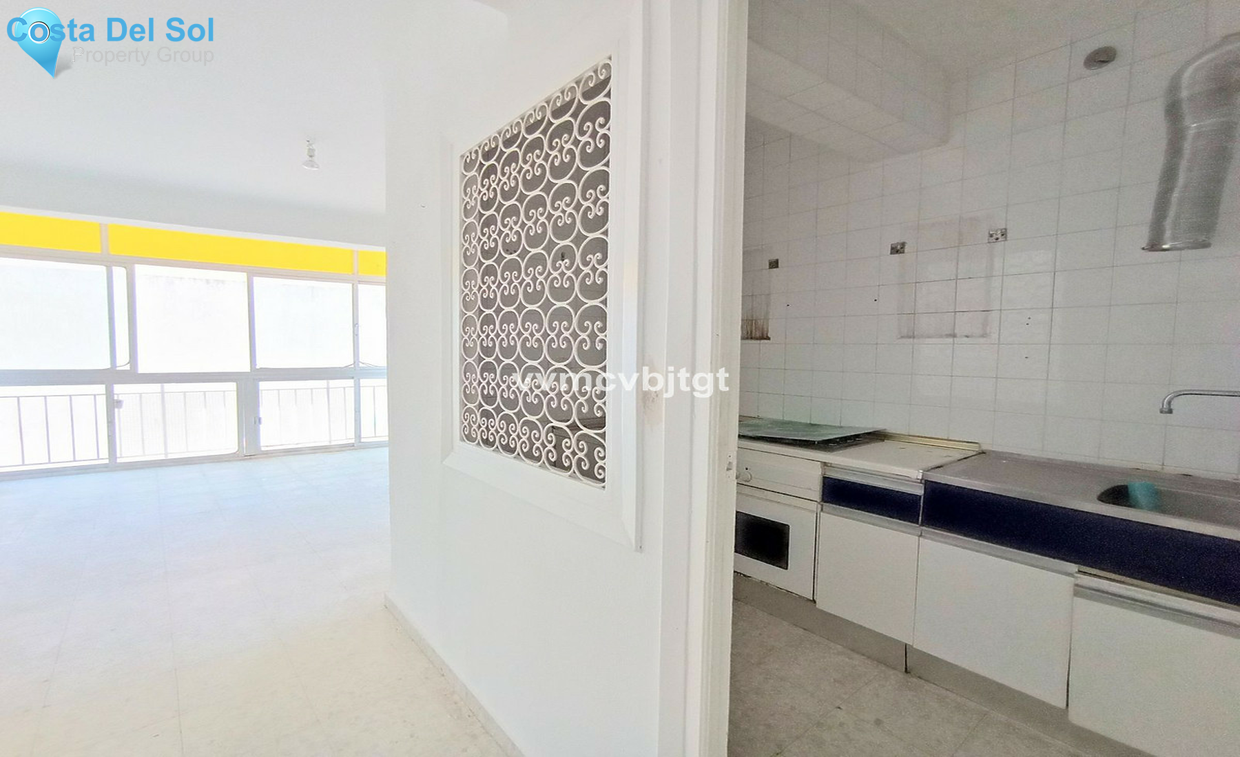 Middle Floor Apartment in Fuengirola-1459689