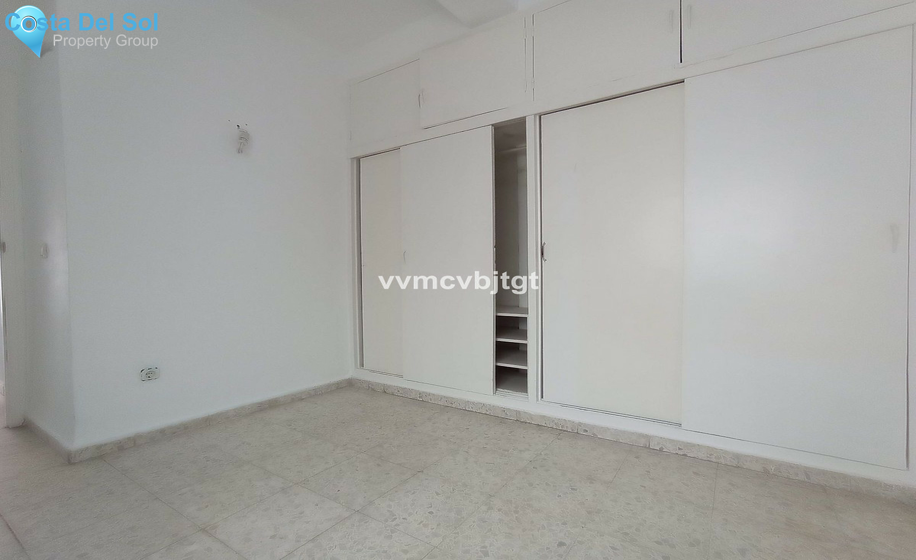 Middle Floor Apartment in Fuengirola-1459696