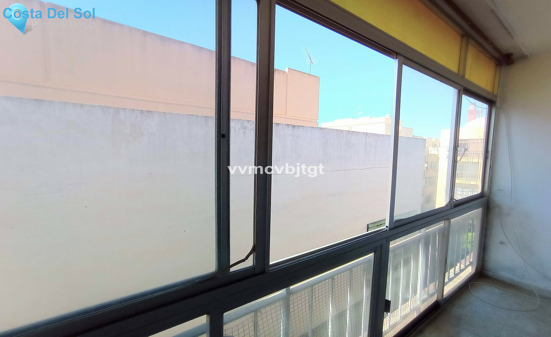 Middle Floor Apartment in Fuengirola-1459684
