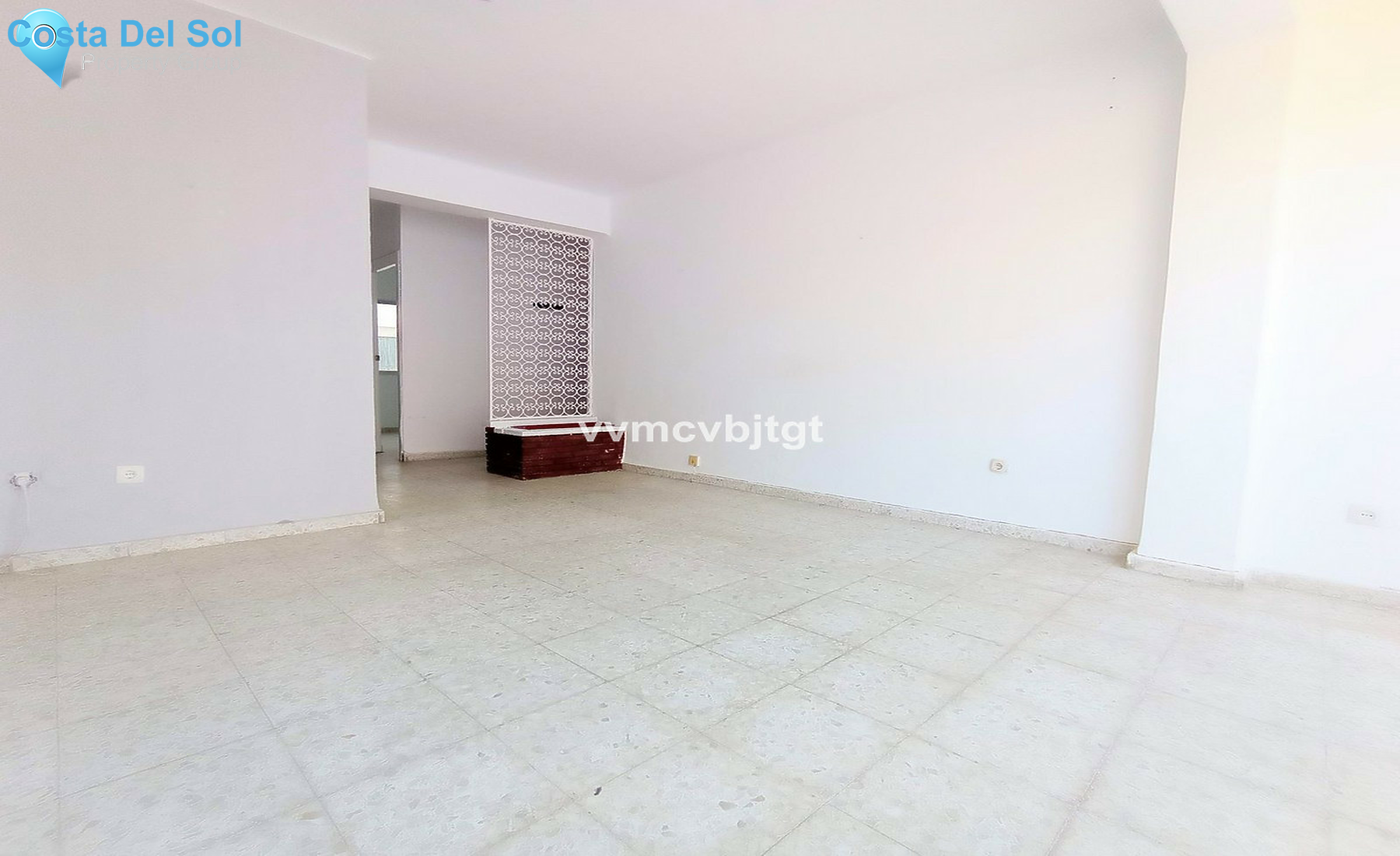 Middle Floor Apartment in Fuengirola-1459686
