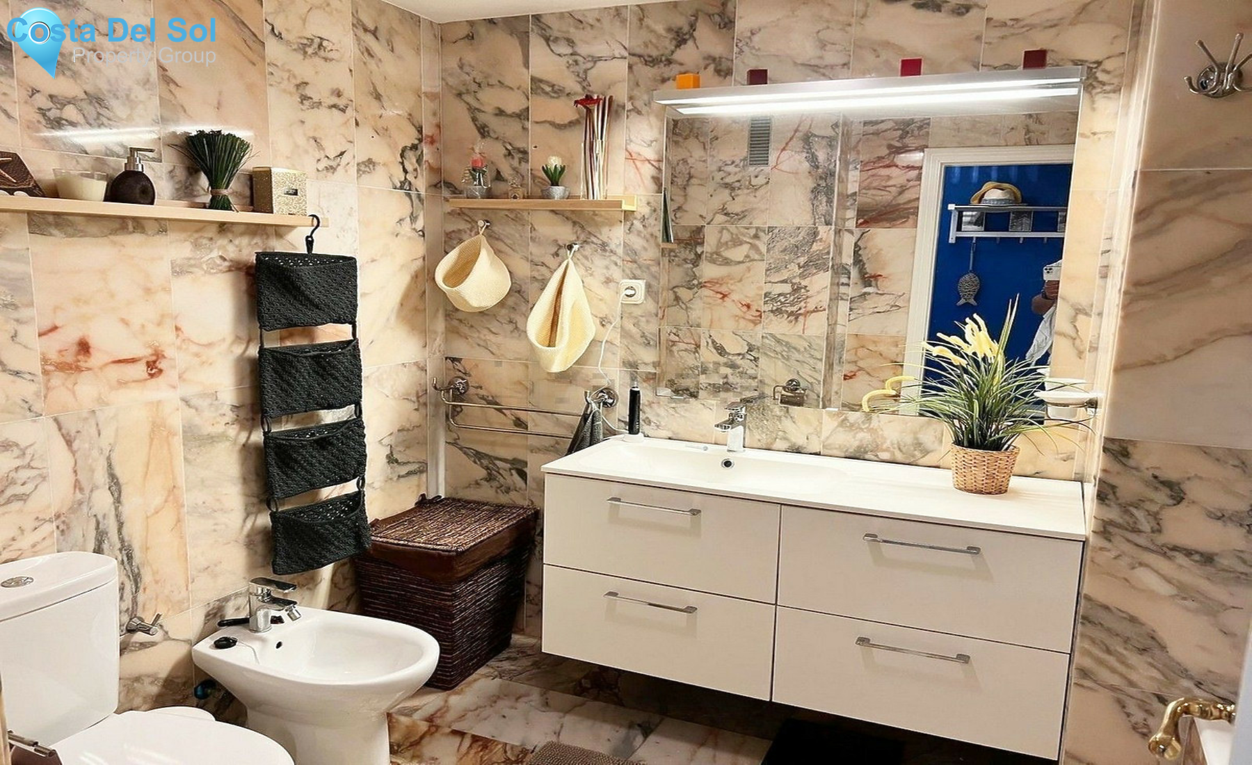 Middle Floor Apartment in Fuengirola-1479706