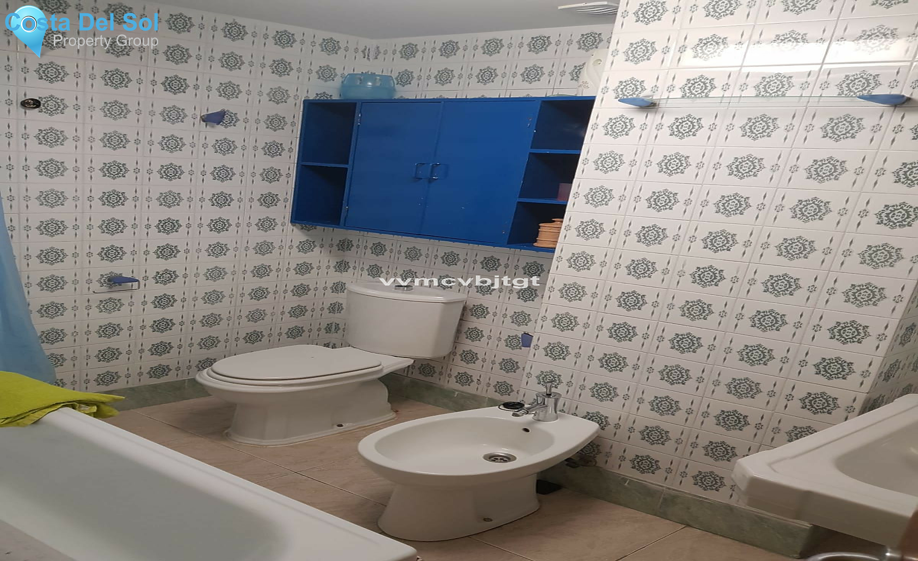 Middle Floor Apartment in Fuengirola-1501858