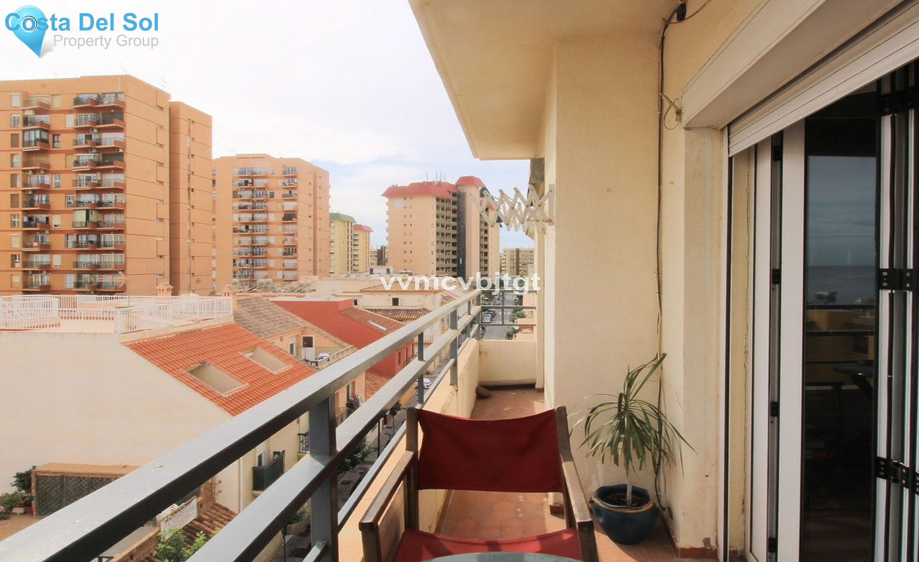 Middle Floor Apartment in Fuengirola-1501865