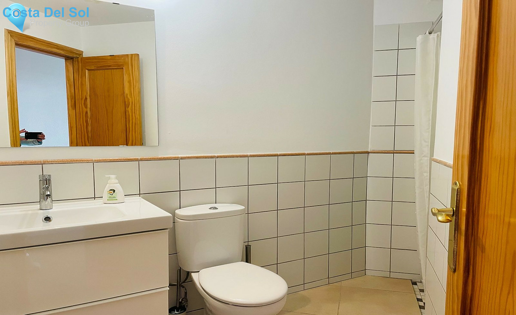Middle Floor Apartment in Fuengirola-1524060