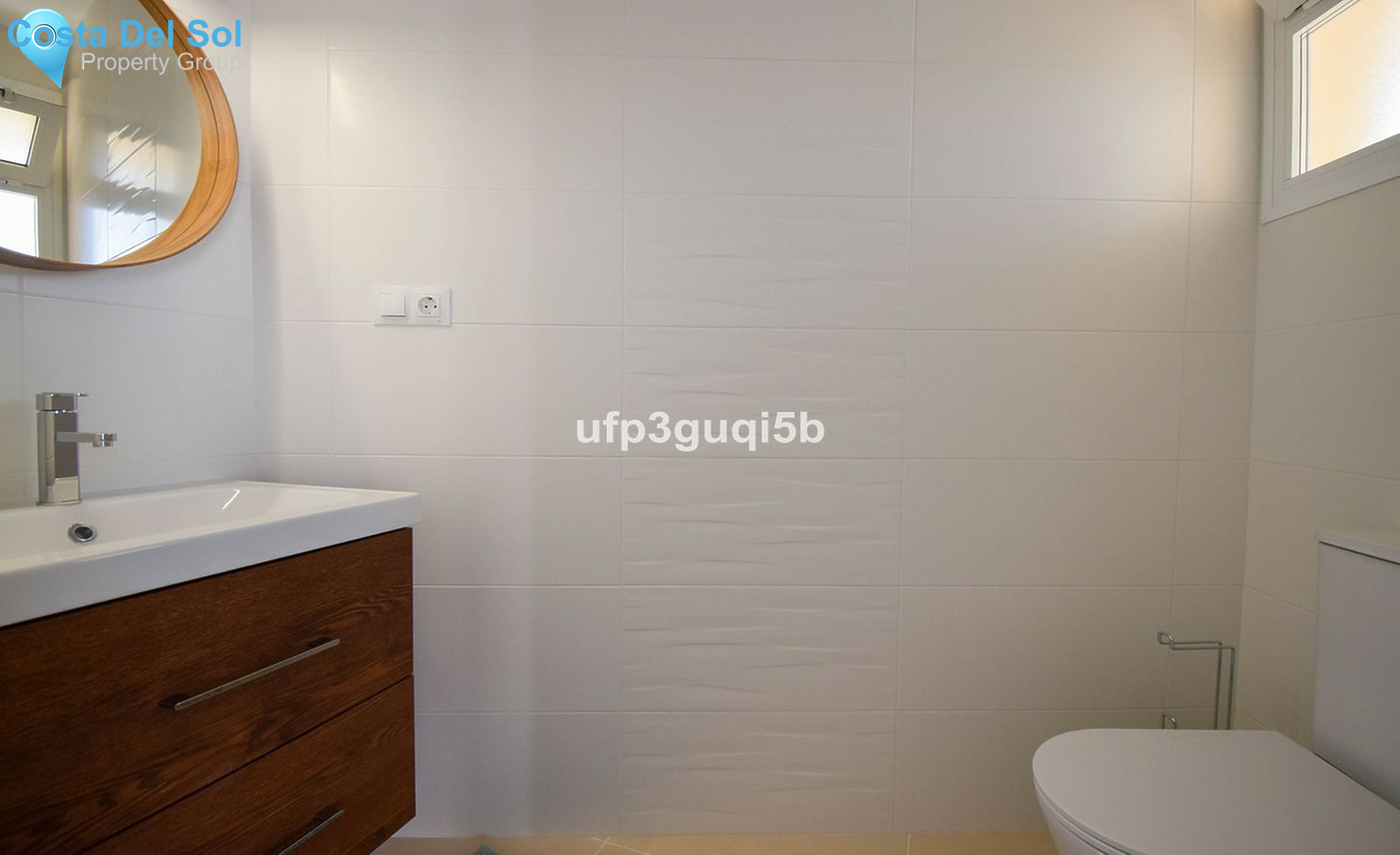 Middle Floor Apartment in Fuengirola-1559421