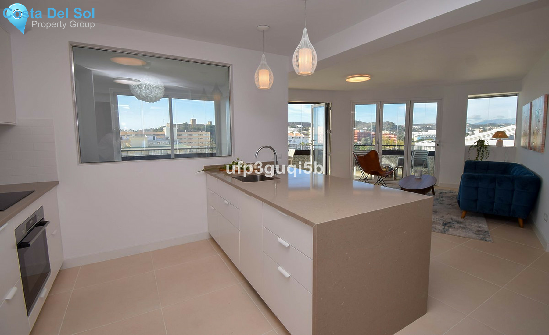 Middle Floor Apartment in Fuengirola-1559425