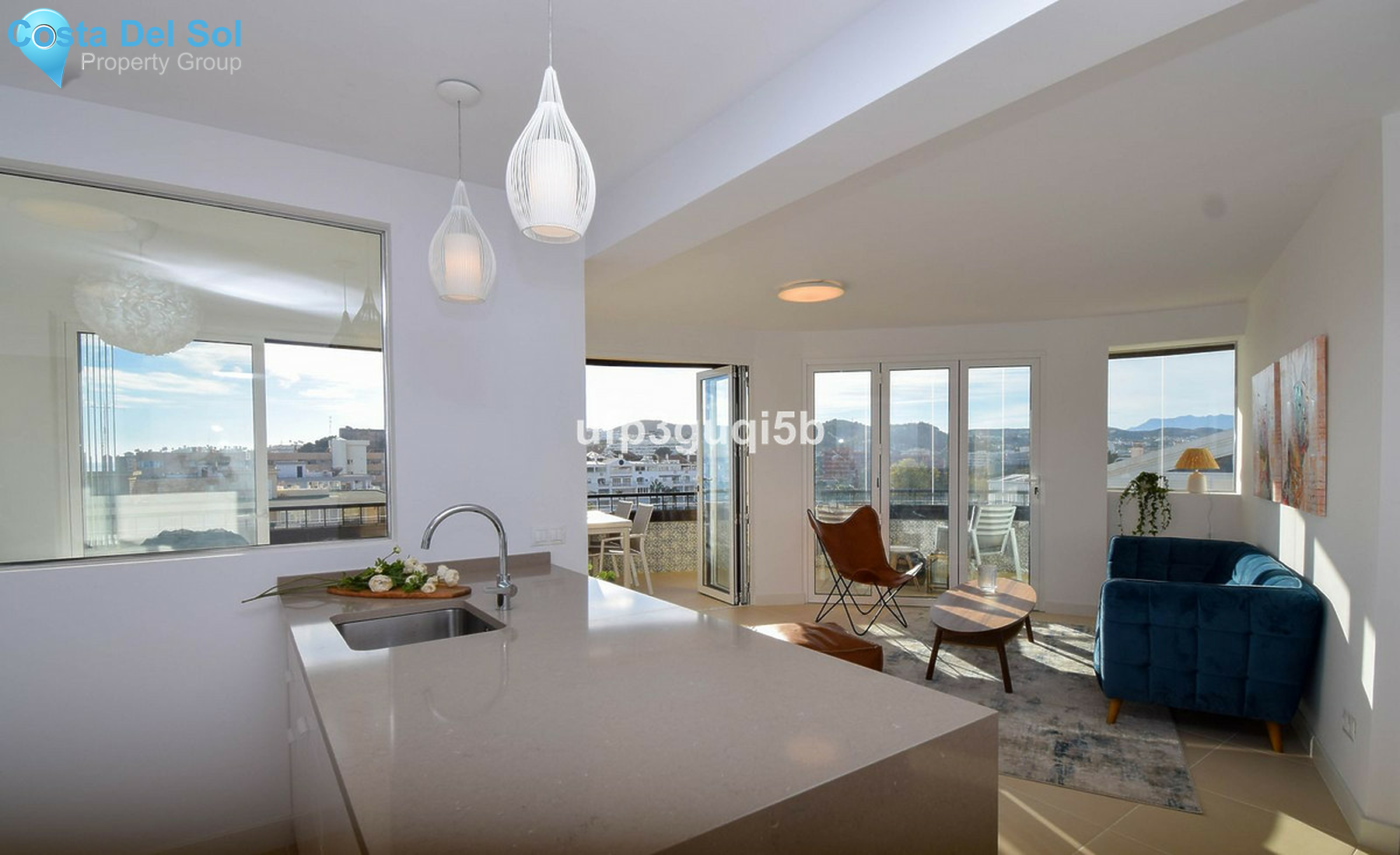 Middle Floor Apartment in Fuengirola-1559417