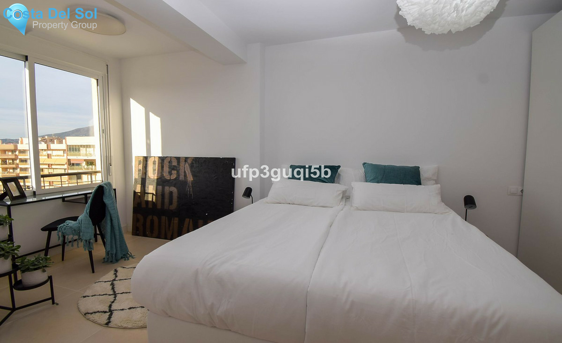Middle Floor Apartment in Fuengirola-1559419
