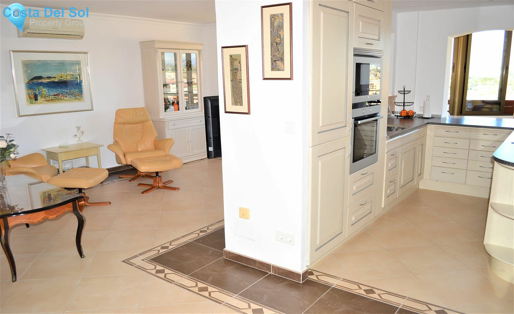Middle Floor Apartment in Fuengirola-1126502