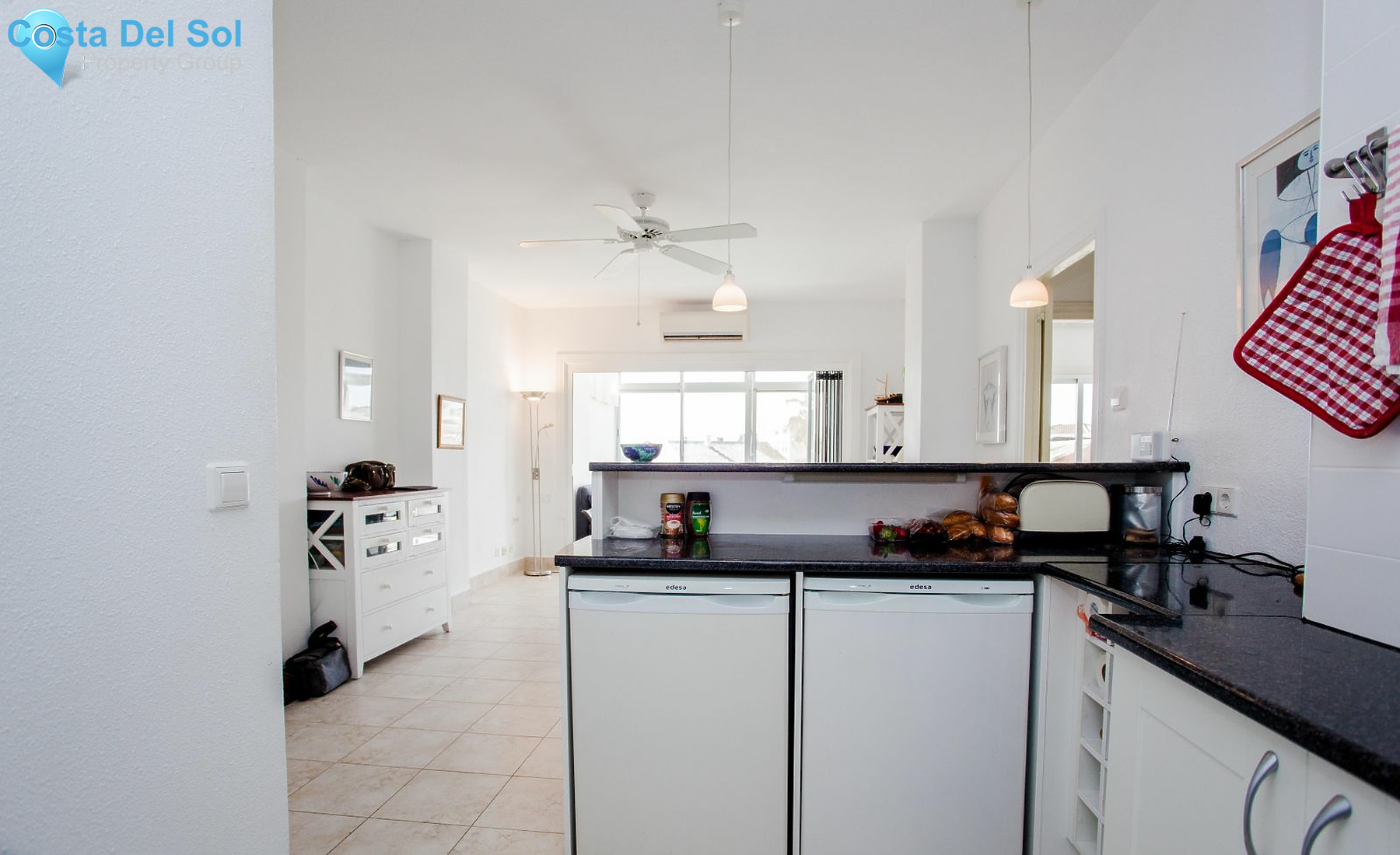 Middle Floor Apartment in Fuengirola-1127075