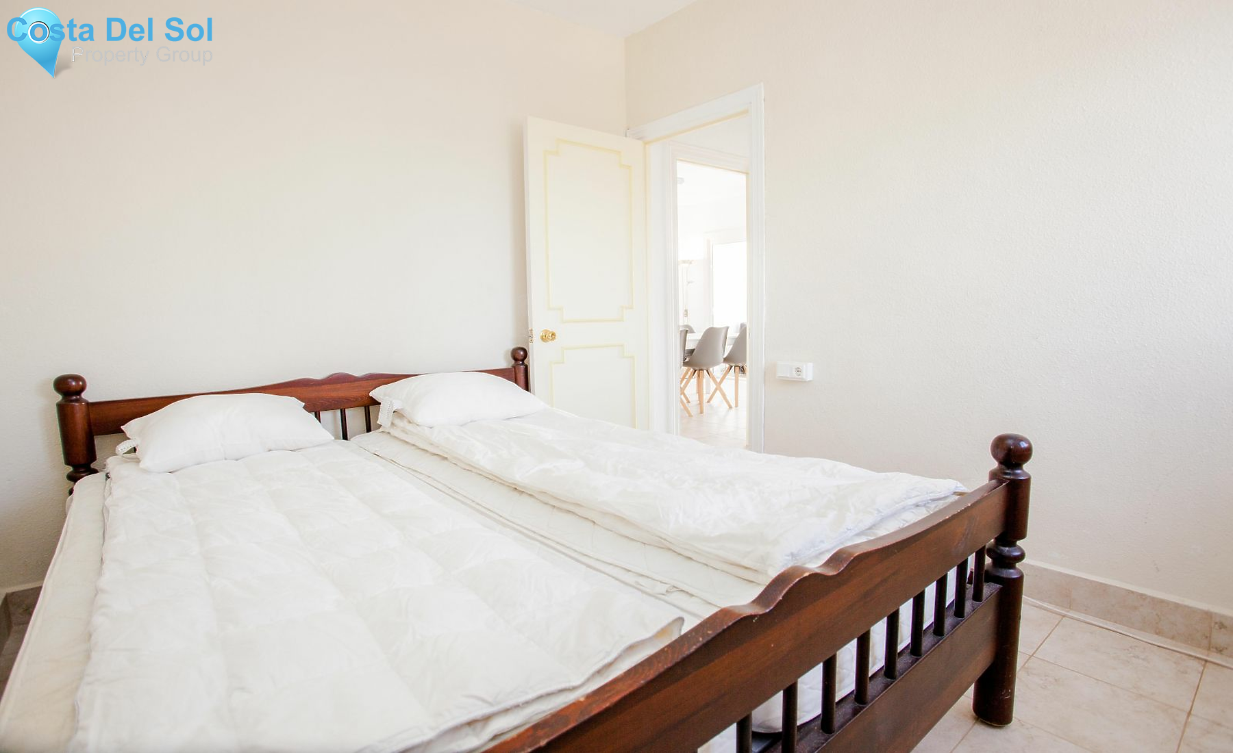 Middle Floor Apartment in Fuengirola-1127078