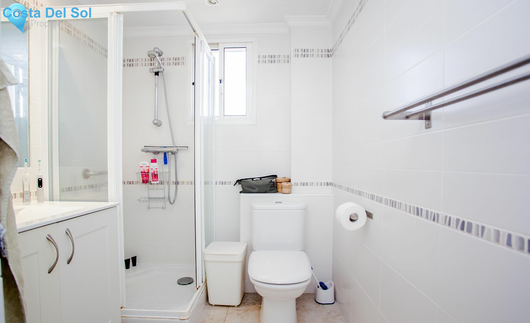 Middle Floor Apartment in Fuengirola-1127079