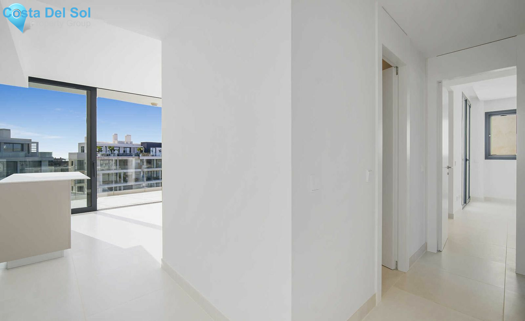 Middle Floor Apartment in Fuengirola-1138073