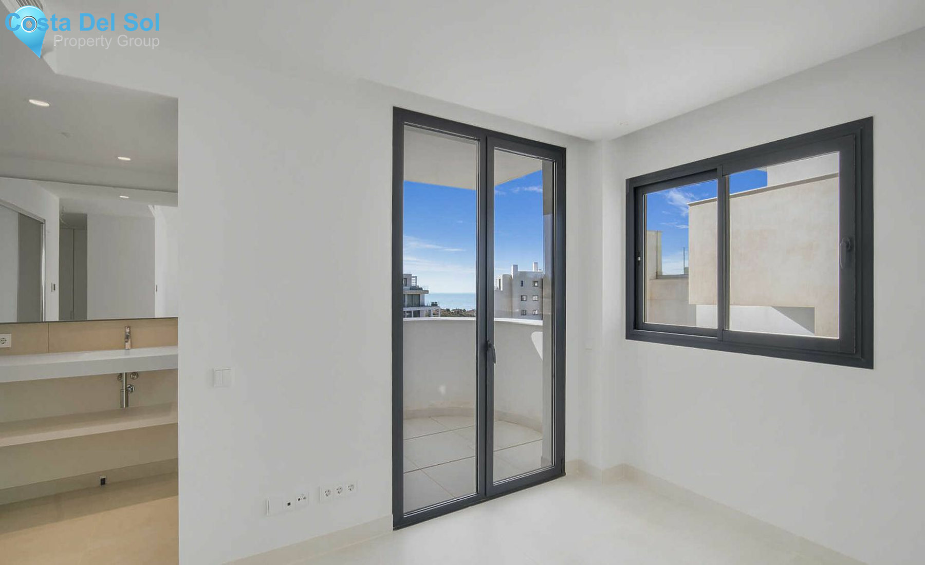 Middle Floor Apartment in Fuengirola-1138078