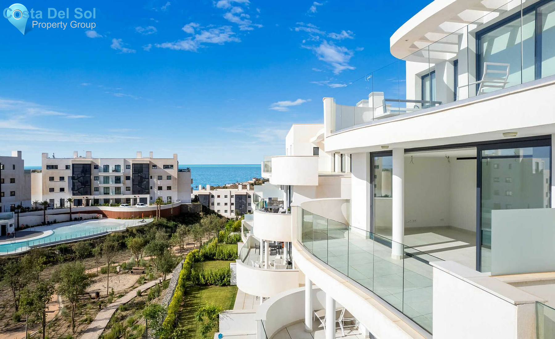 Middle Floor Apartment in Fuengirola-1138066