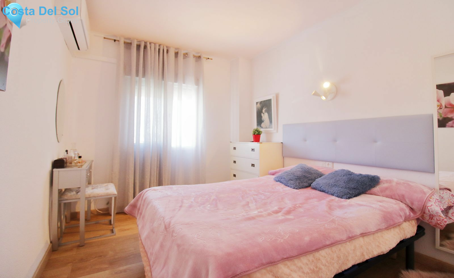 Middle Floor Apartment in Fuengirola-1141811