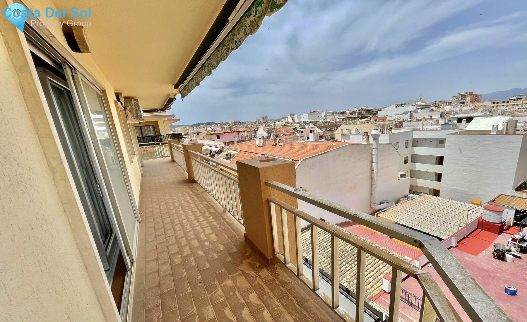 Middle Floor Apartment in Fuengirola-1152369
