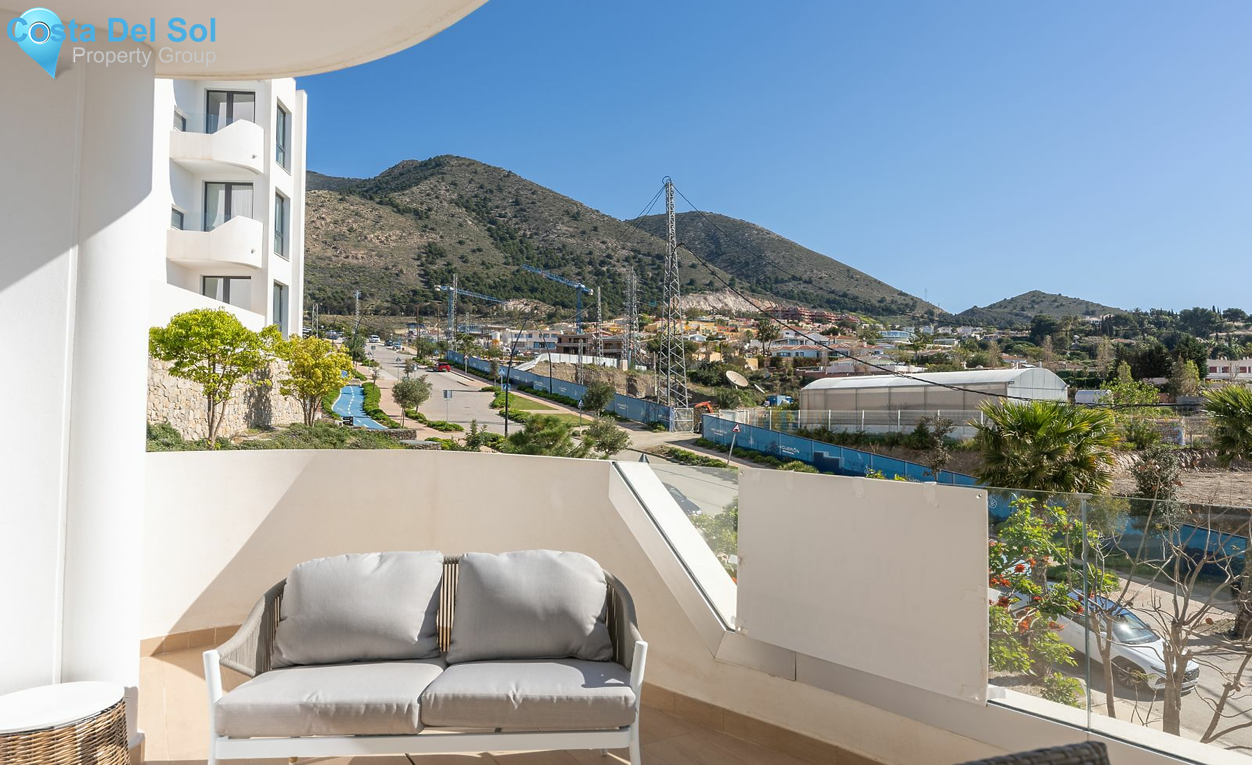 Middle Floor Apartment in Fuengirola-1156777