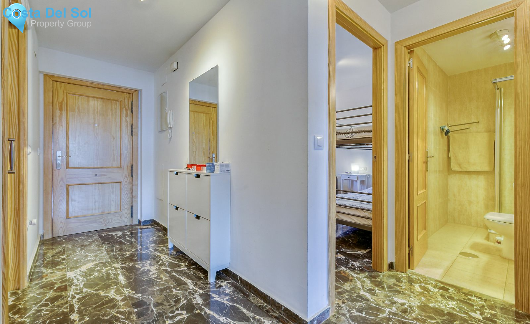 Middle Floor Apartment in Fuengirola-1175903