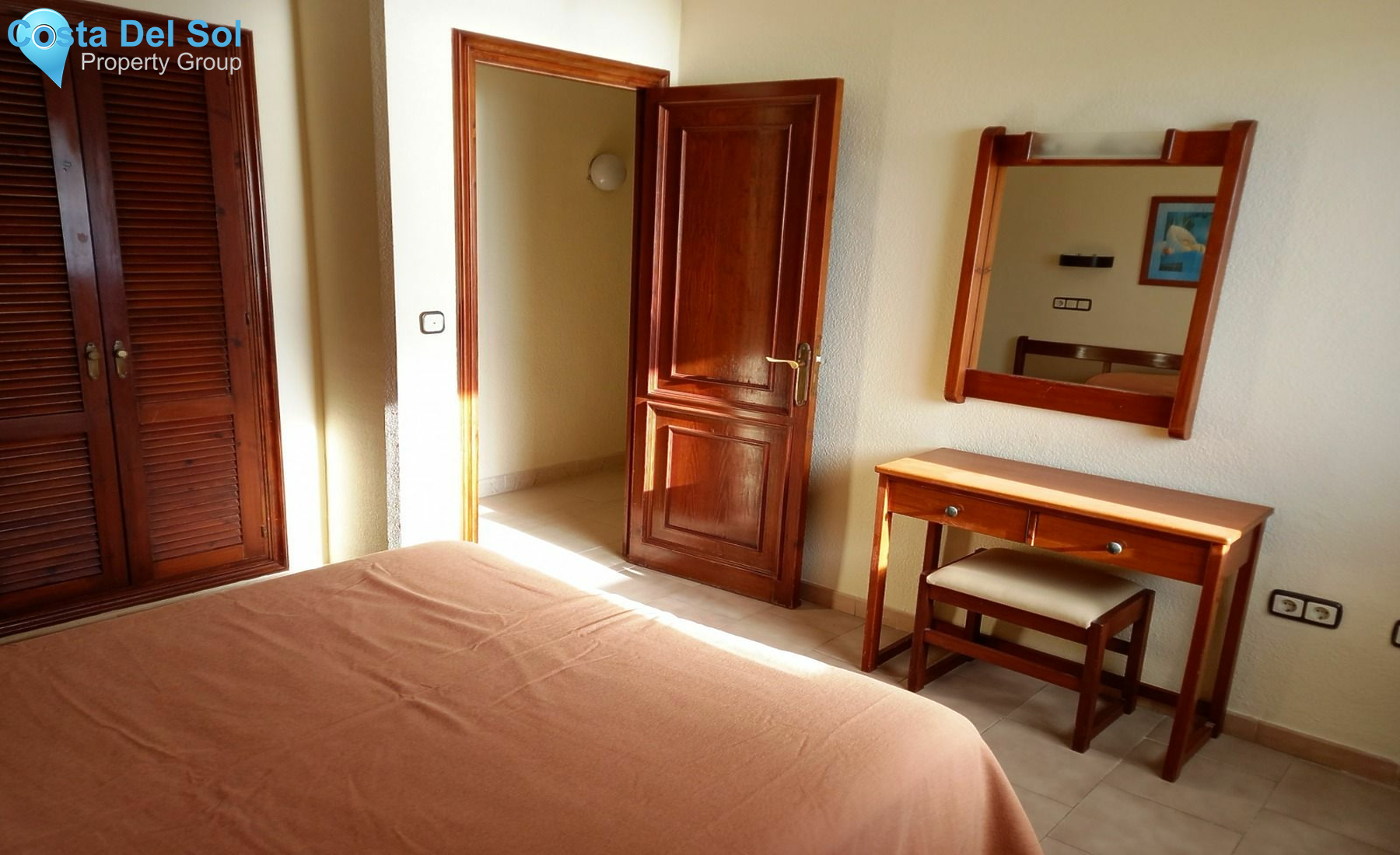 Middle Floor Apartment in Fuengirola-1177443