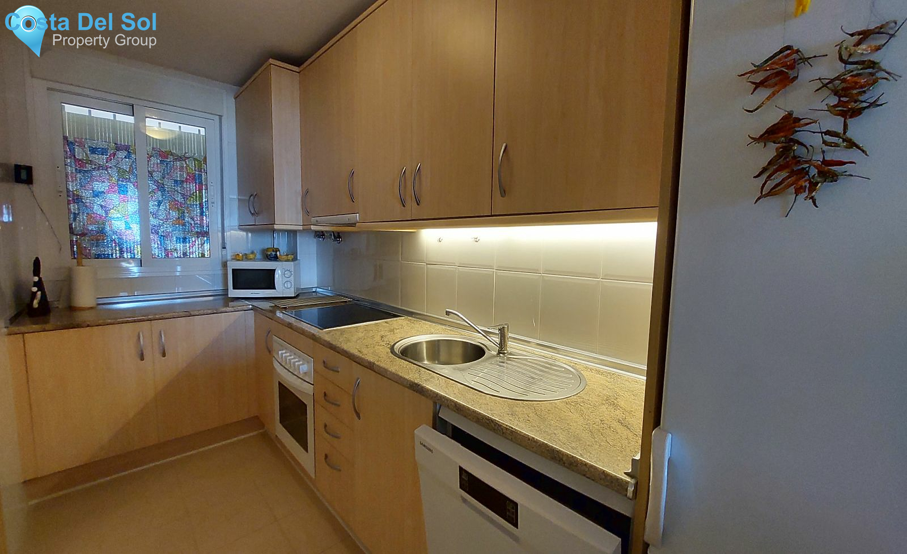 Middle Floor Apartment in Fuengirola-1183789