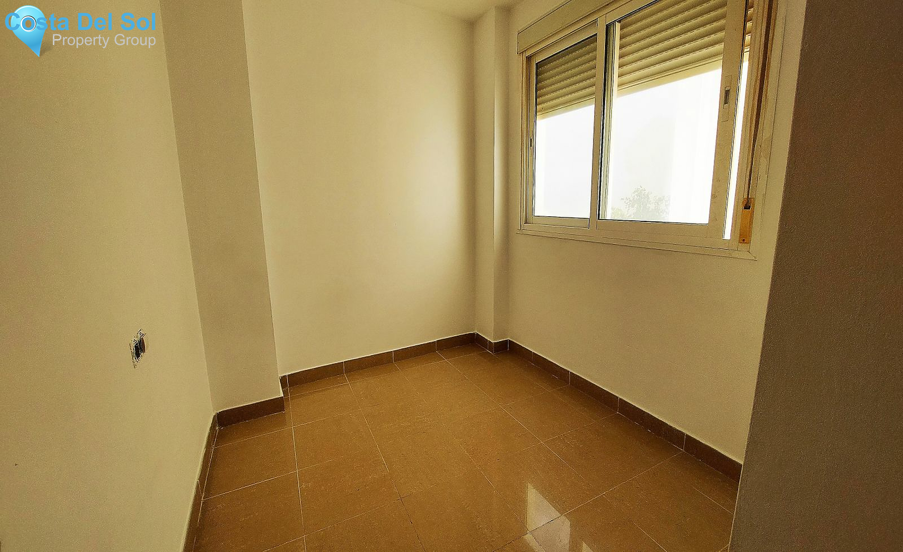 Middle Floor Apartment in Fuengirola-1187159