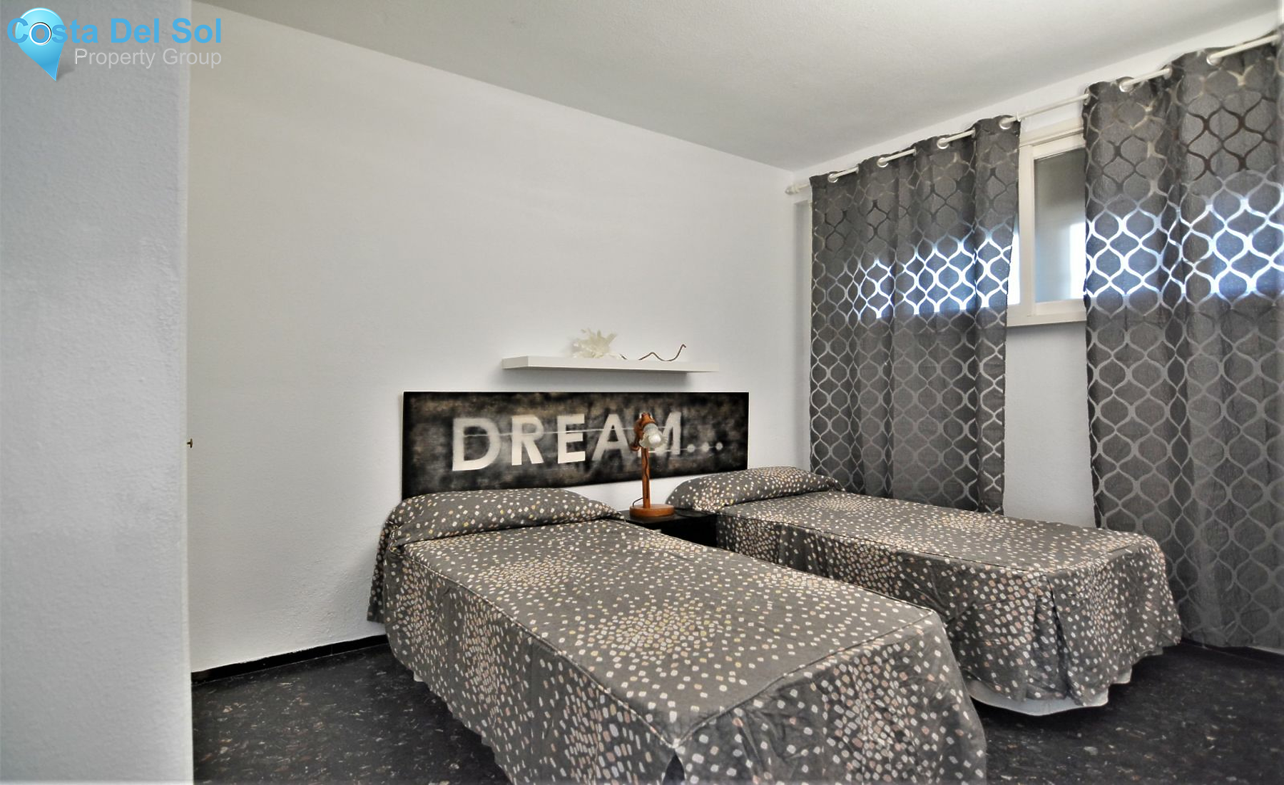Middle Floor Apartment in Fuengirola-1191364
