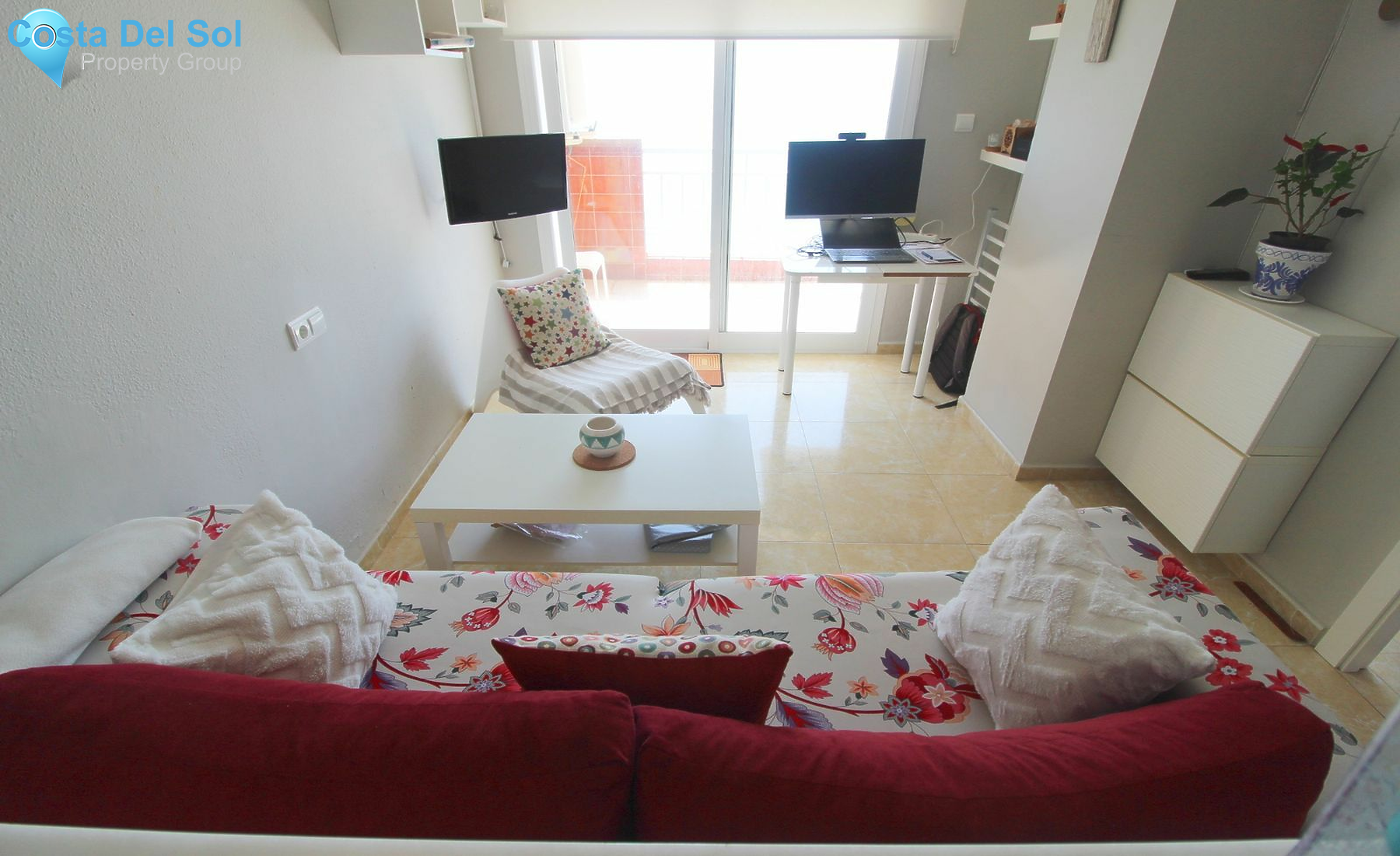 Middle Floor Apartment in Fuengirola-1193804