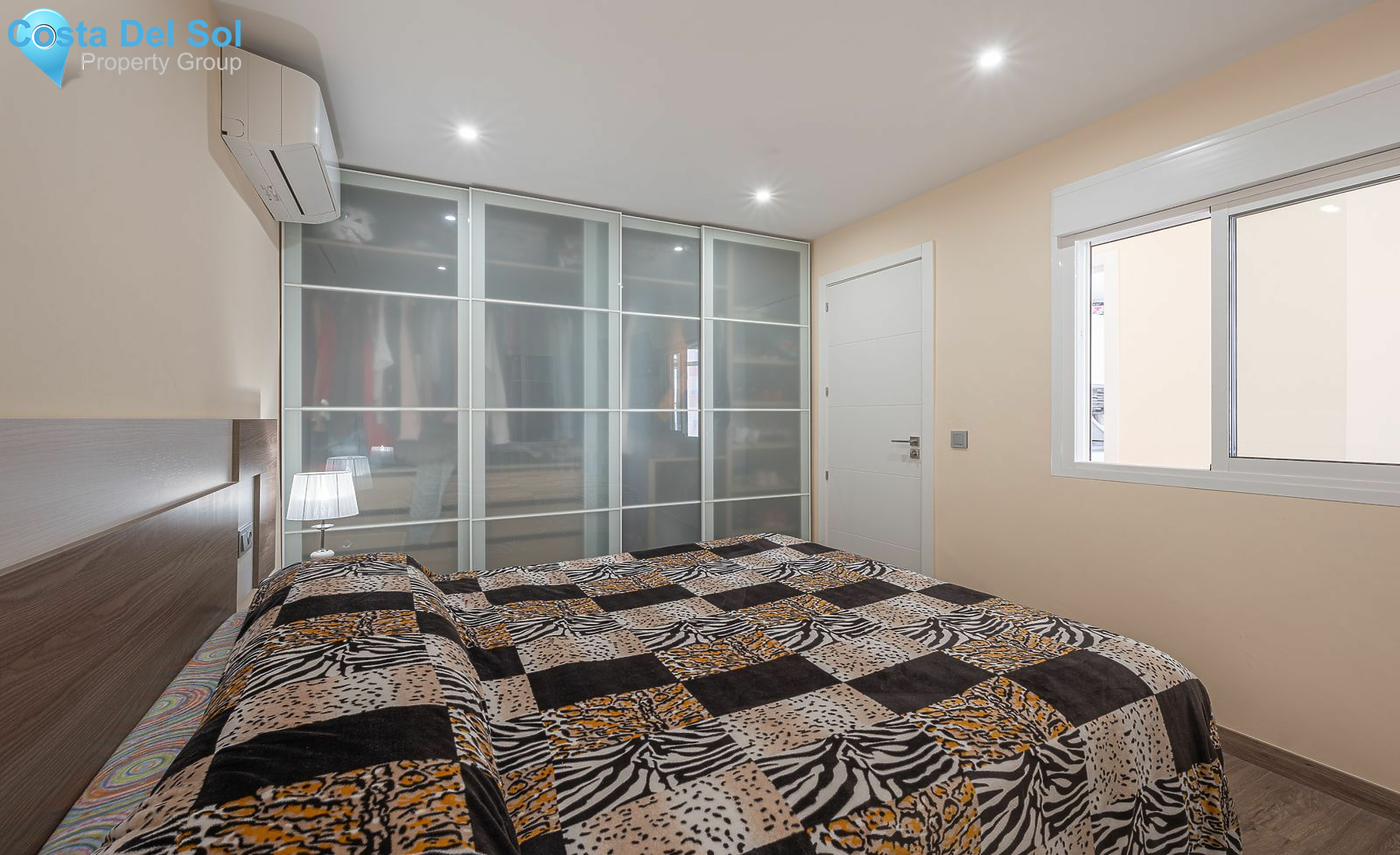 Middle Floor Apartment in Fuengirola-1196409