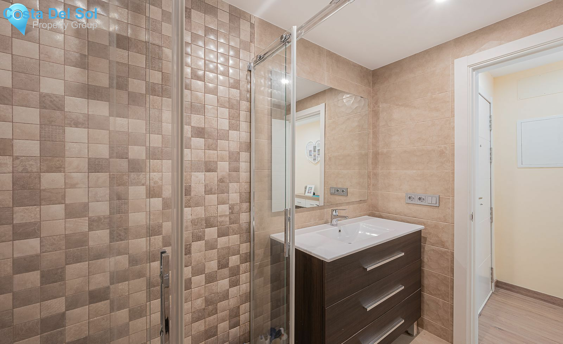 Middle Floor Apartment in Fuengirola-1196414