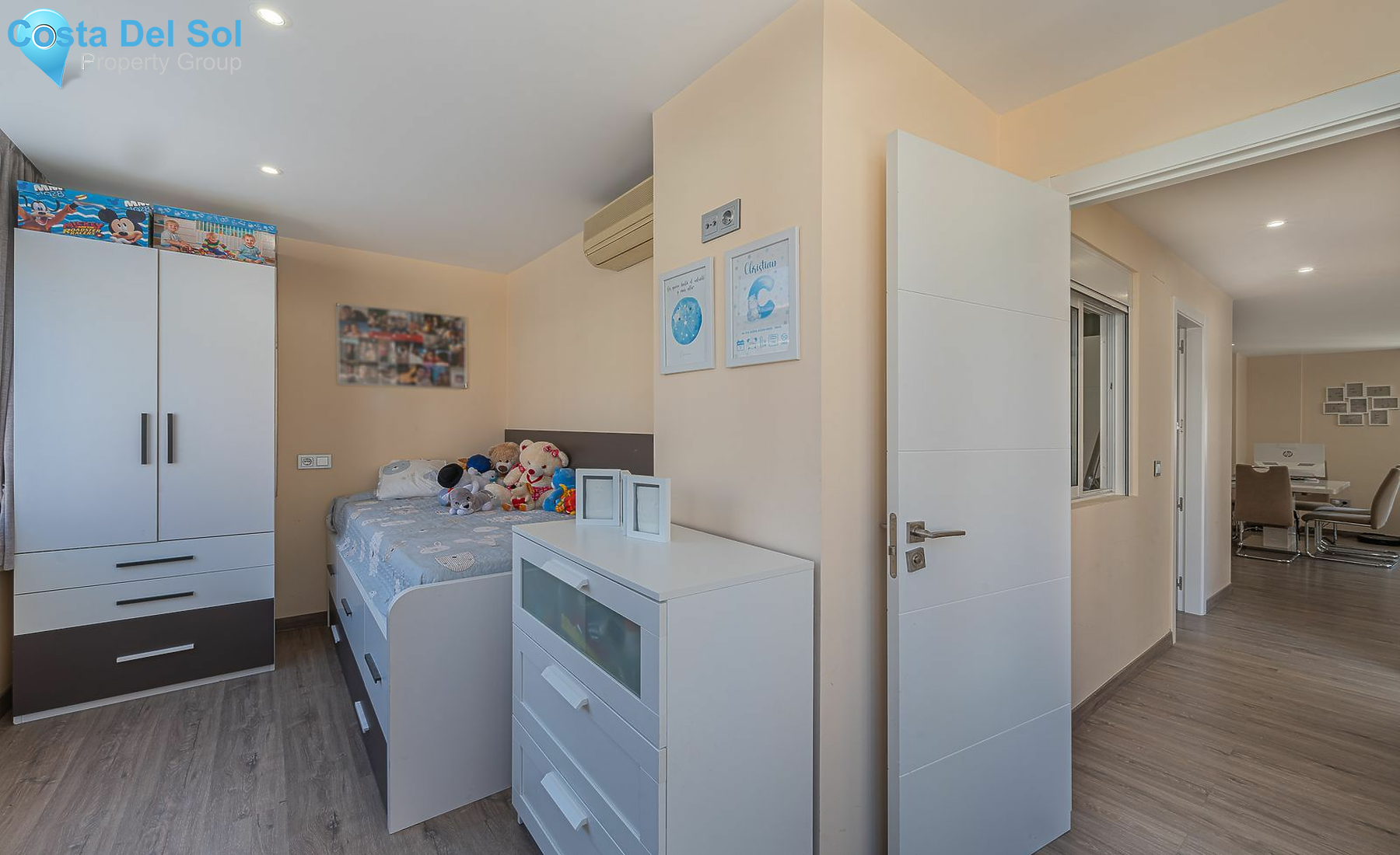 Middle Floor Apartment in Fuengirola-1196404