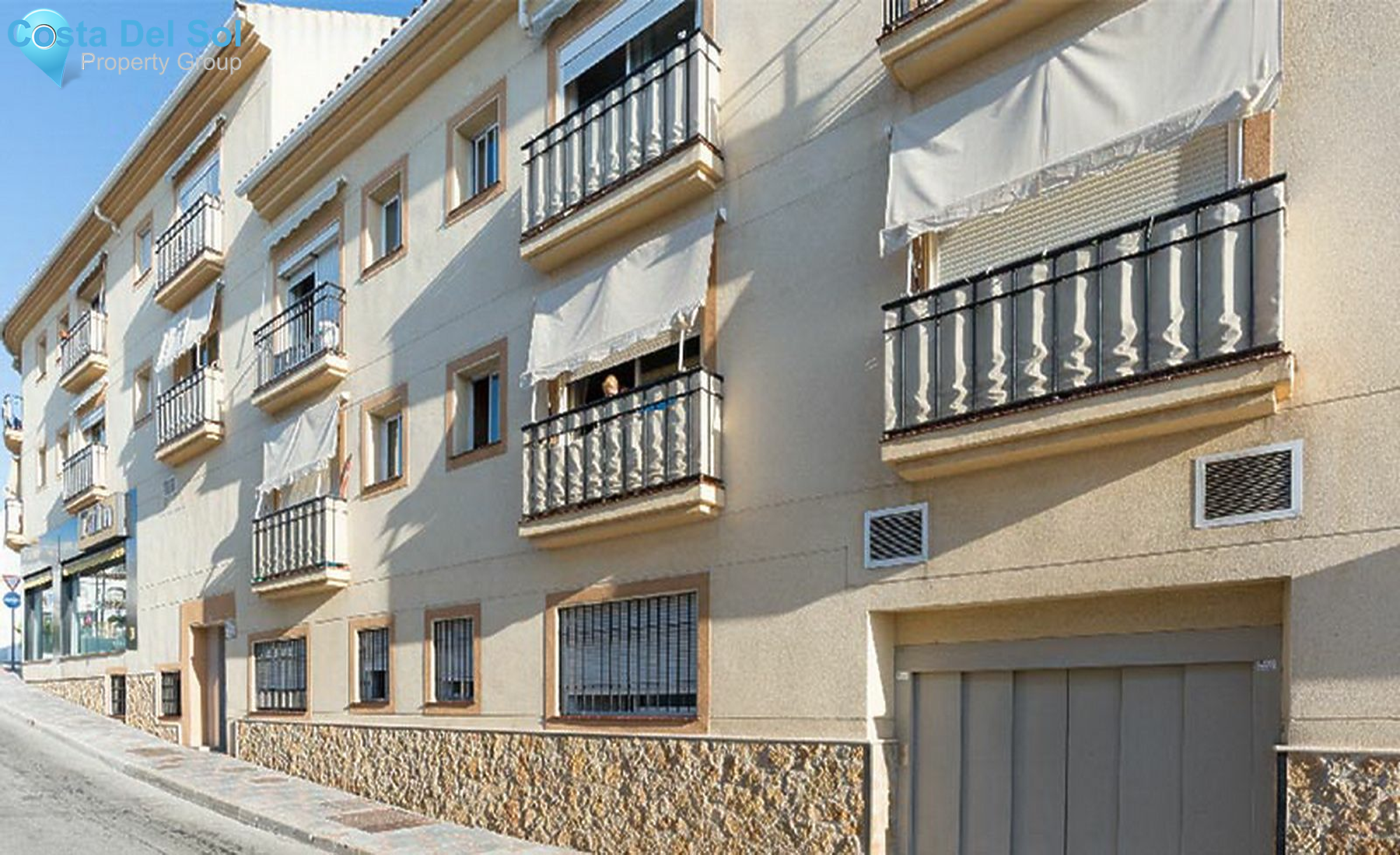 Middle Floor Apartment in Fuengirola-1217446