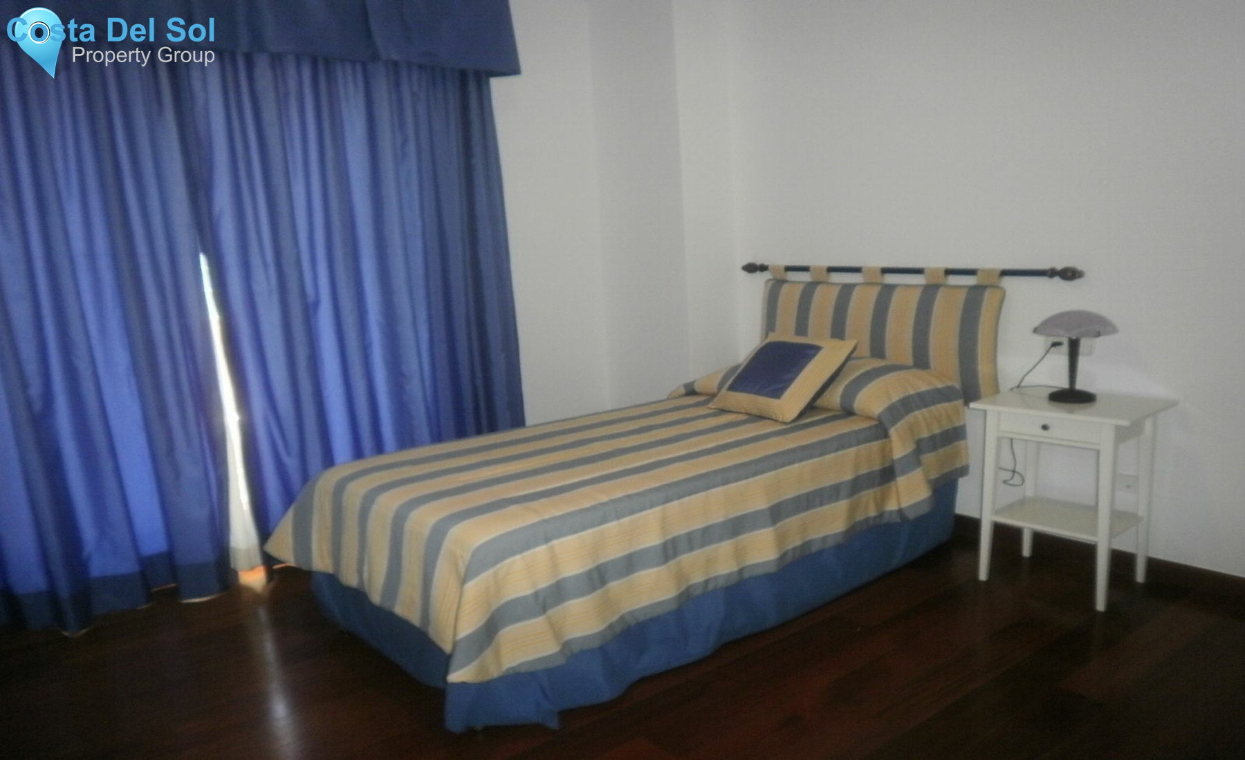 Middle Floor Apartment in Fuengirola-1219533
