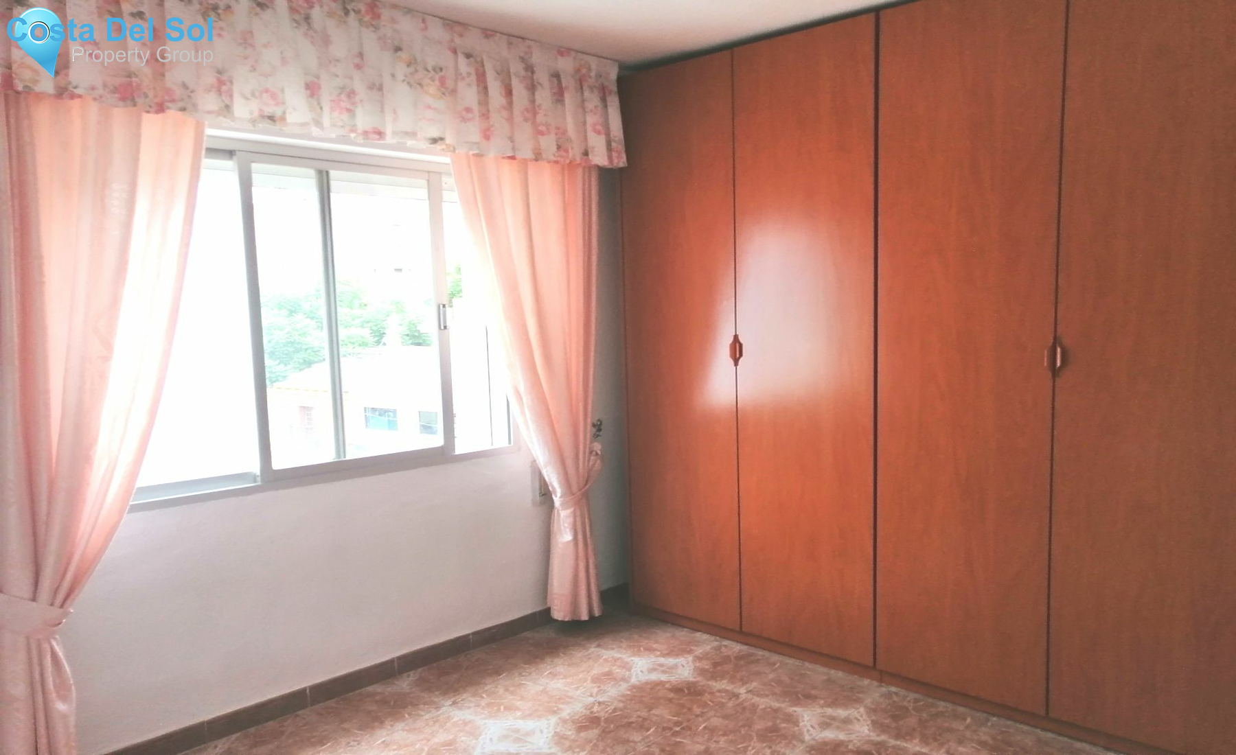 Middle Floor Apartment in Fuengirola-1394069