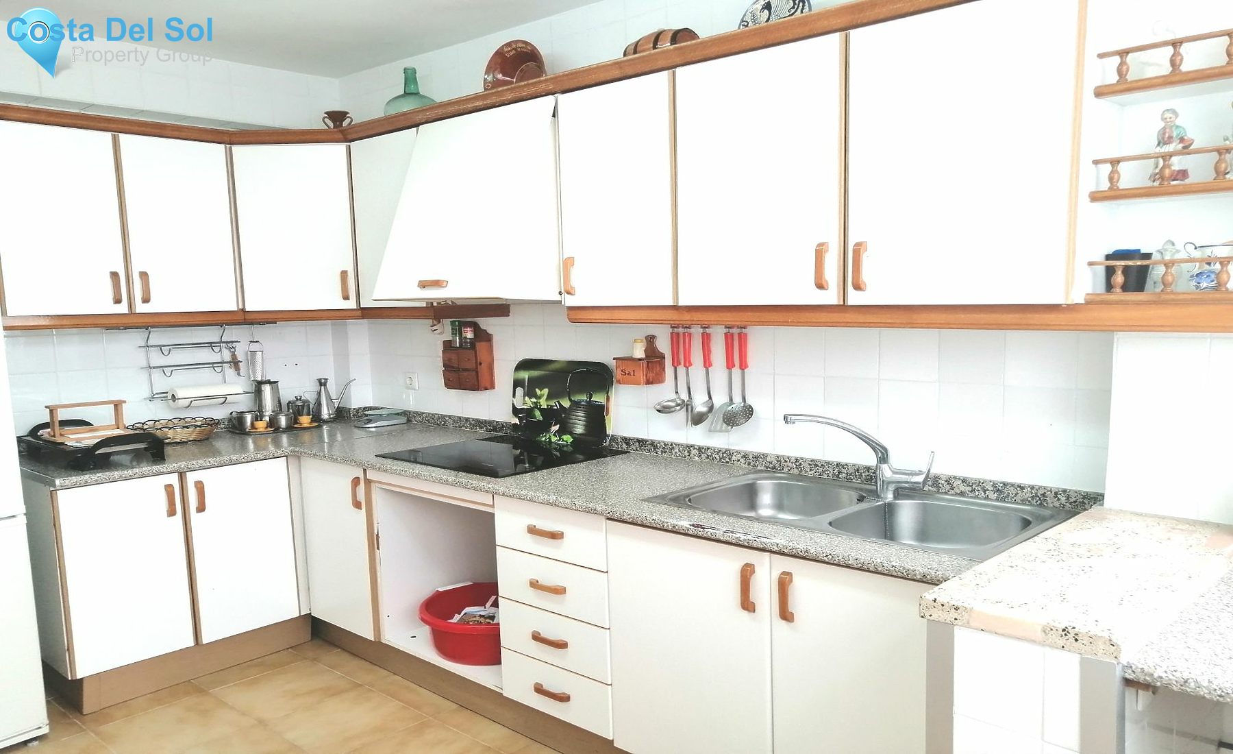 Middle Floor Apartment in Fuengirola-1394059