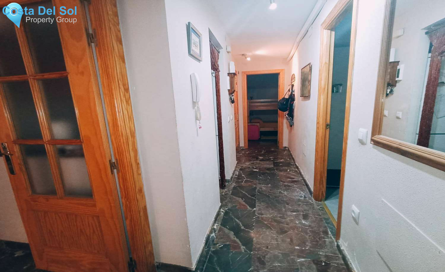 Middle Floor Apartment in Fuengirola-1420060
