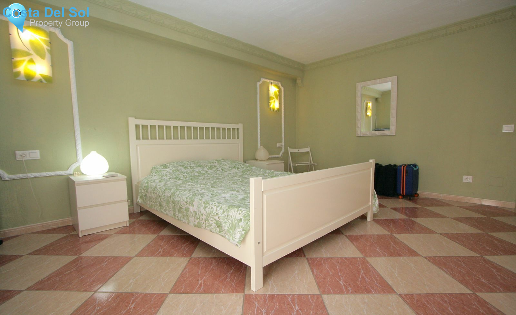 Middle Floor Apartment in Fuengirola-1420638
