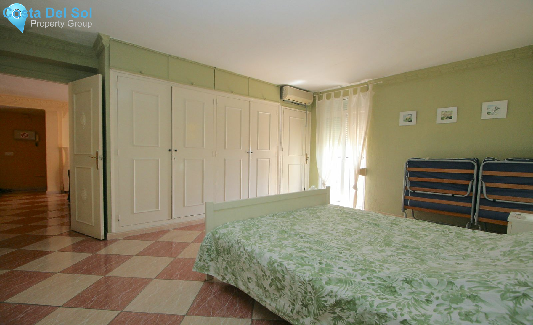 Middle Floor Apartment in Fuengirola-1420639
