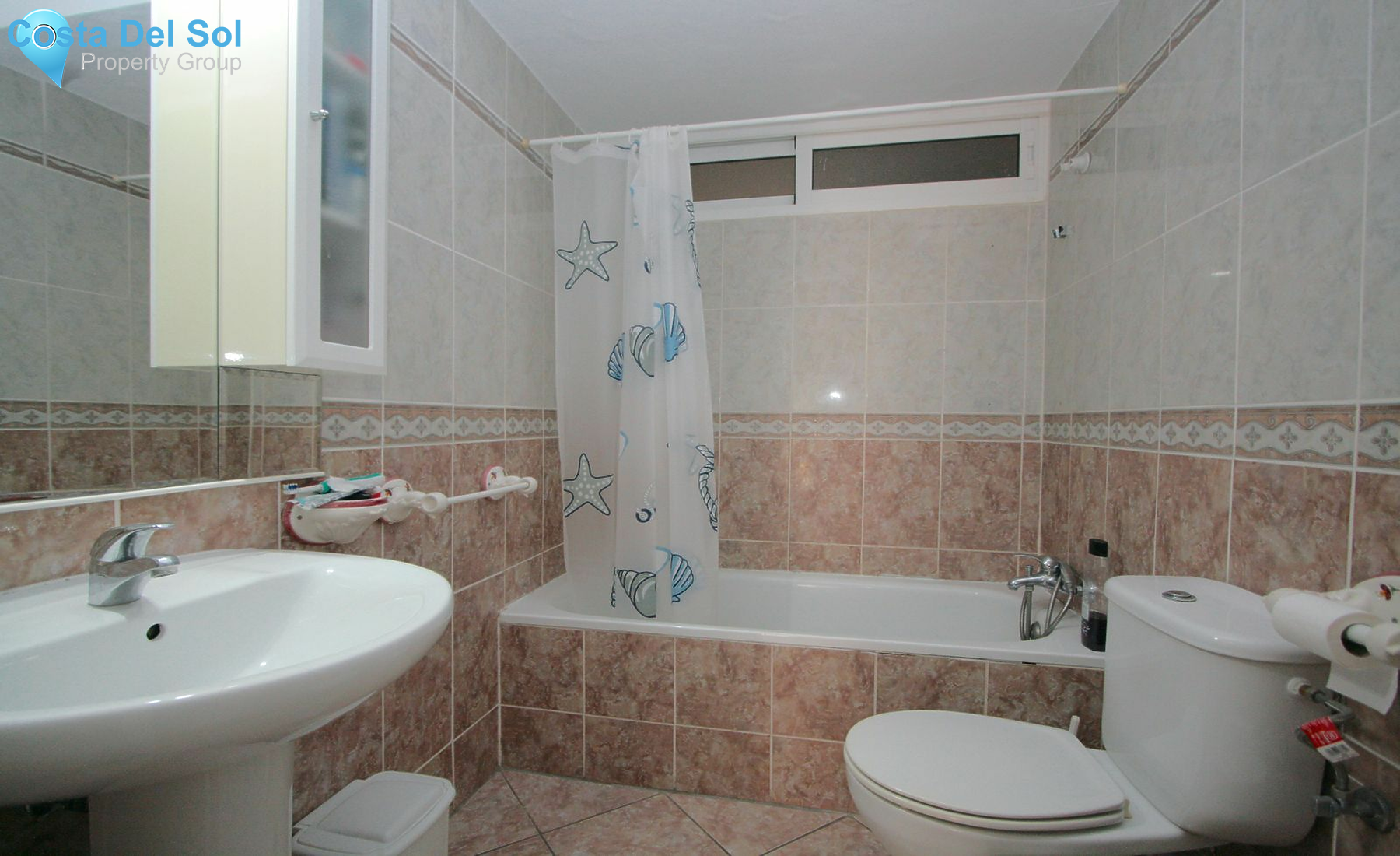 Middle Floor Apartment in Fuengirola-1420640