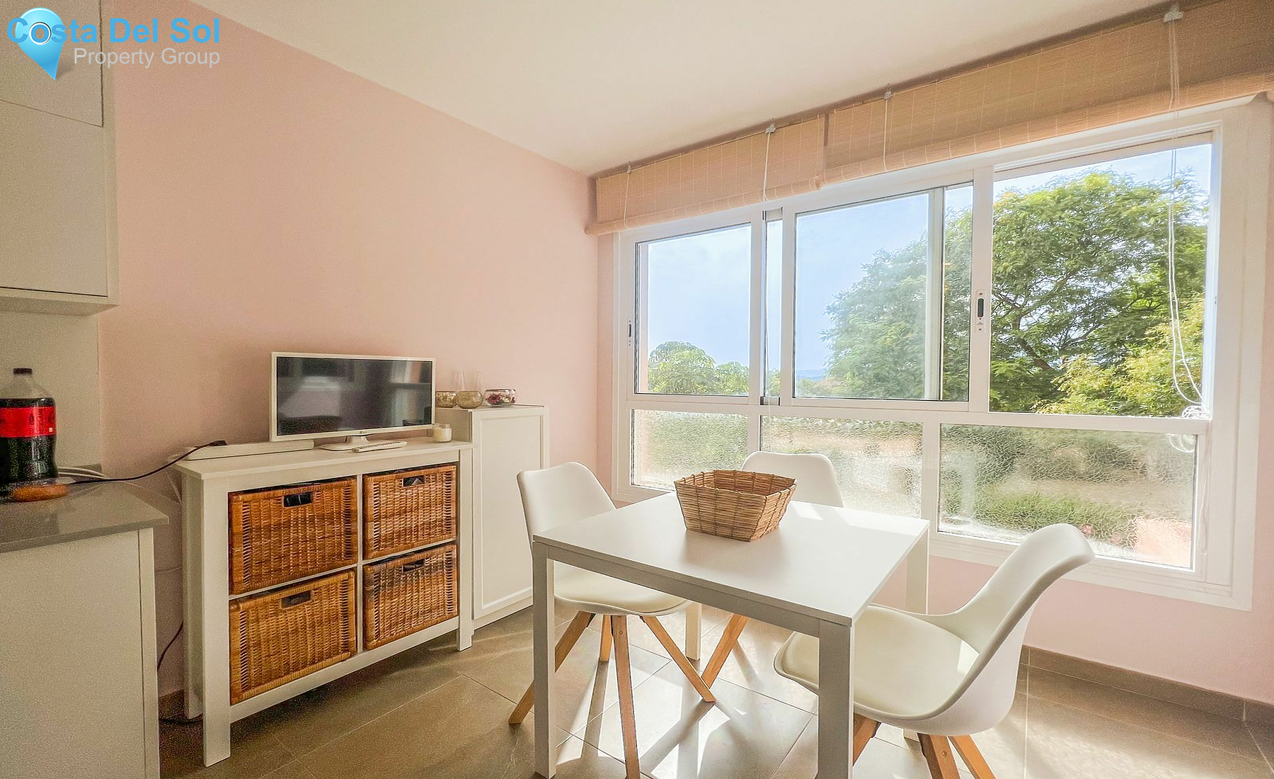 Middle Floor Apartment in Fuengirola-1420814