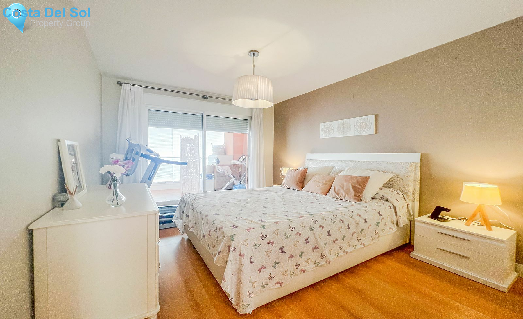 Middle Floor Apartment in Fuengirola-1420815