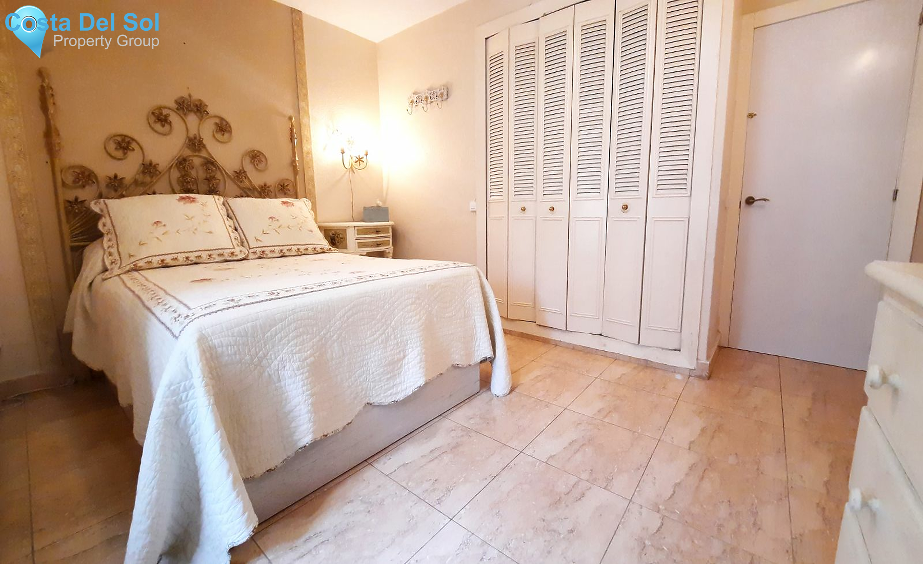 Middle Floor Apartment in Fuengirola-1425912