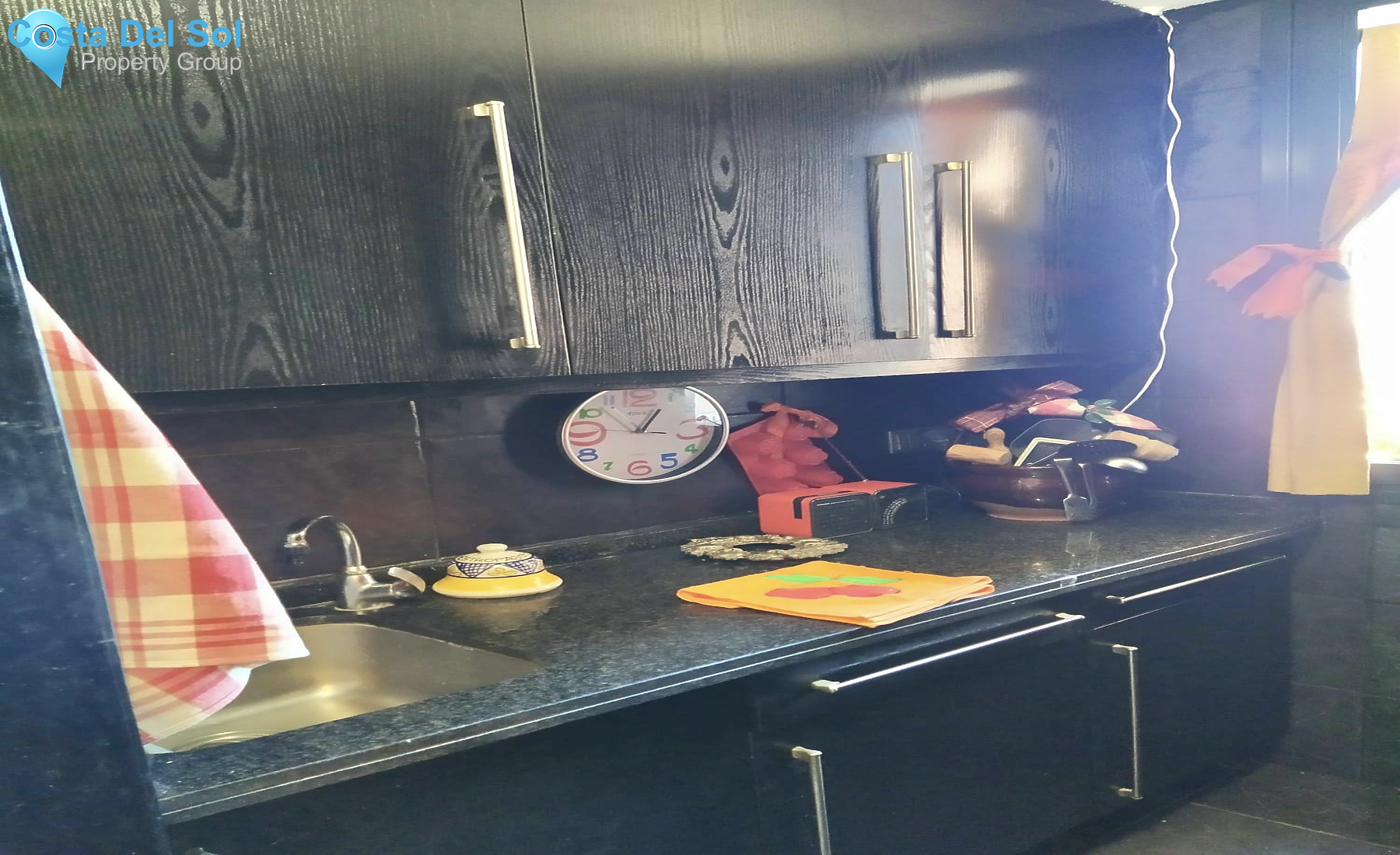 Middle Floor Apartment in Fuengirola-1430457