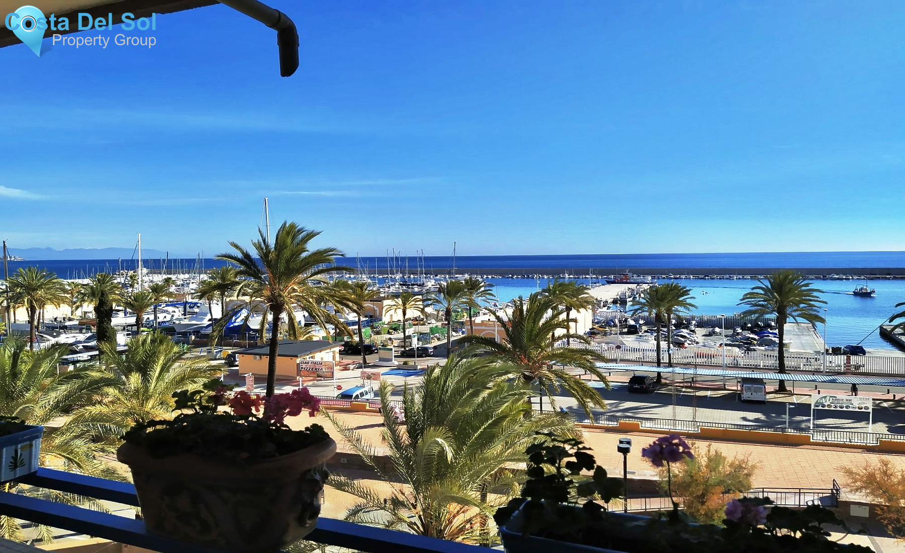 Middle Floor Apartment in Fuengirola-1430468