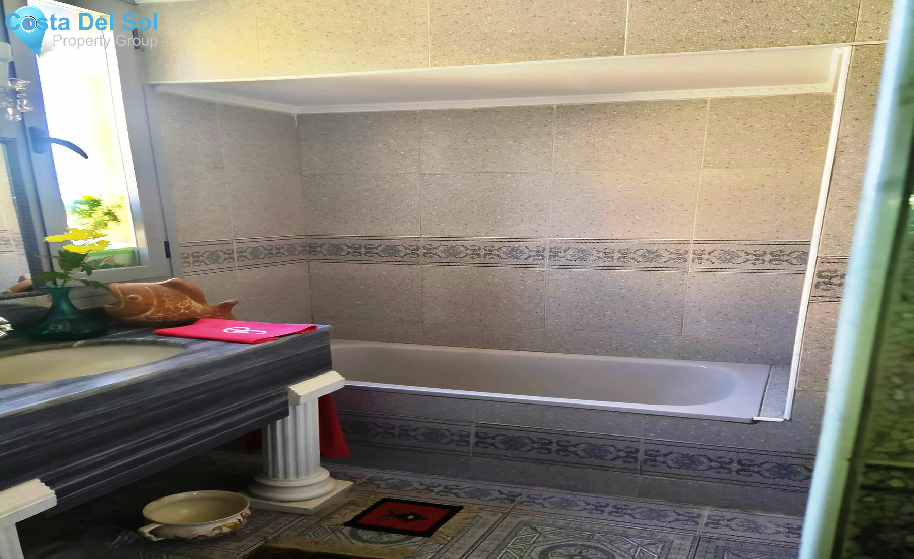 Middle Floor Apartment in Fuengirola-1430460