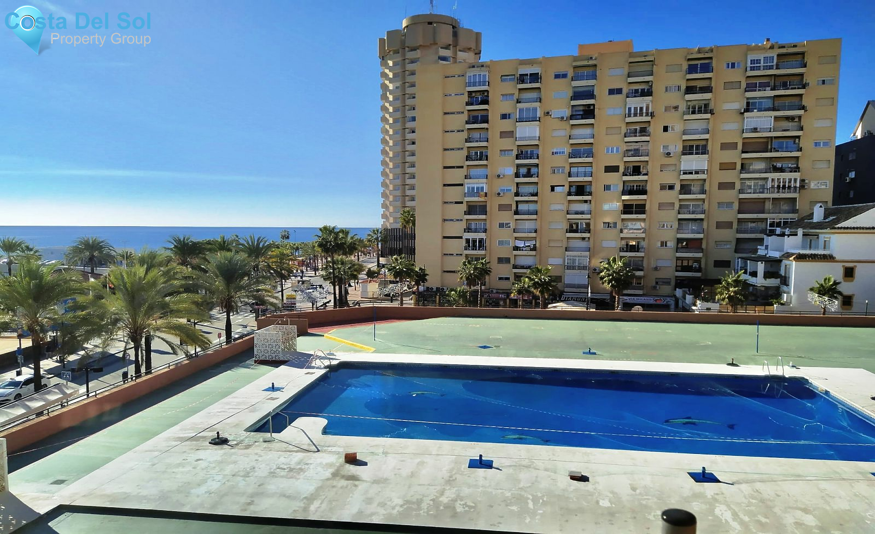 Middle Floor Apartment in Fuengirola-1430462