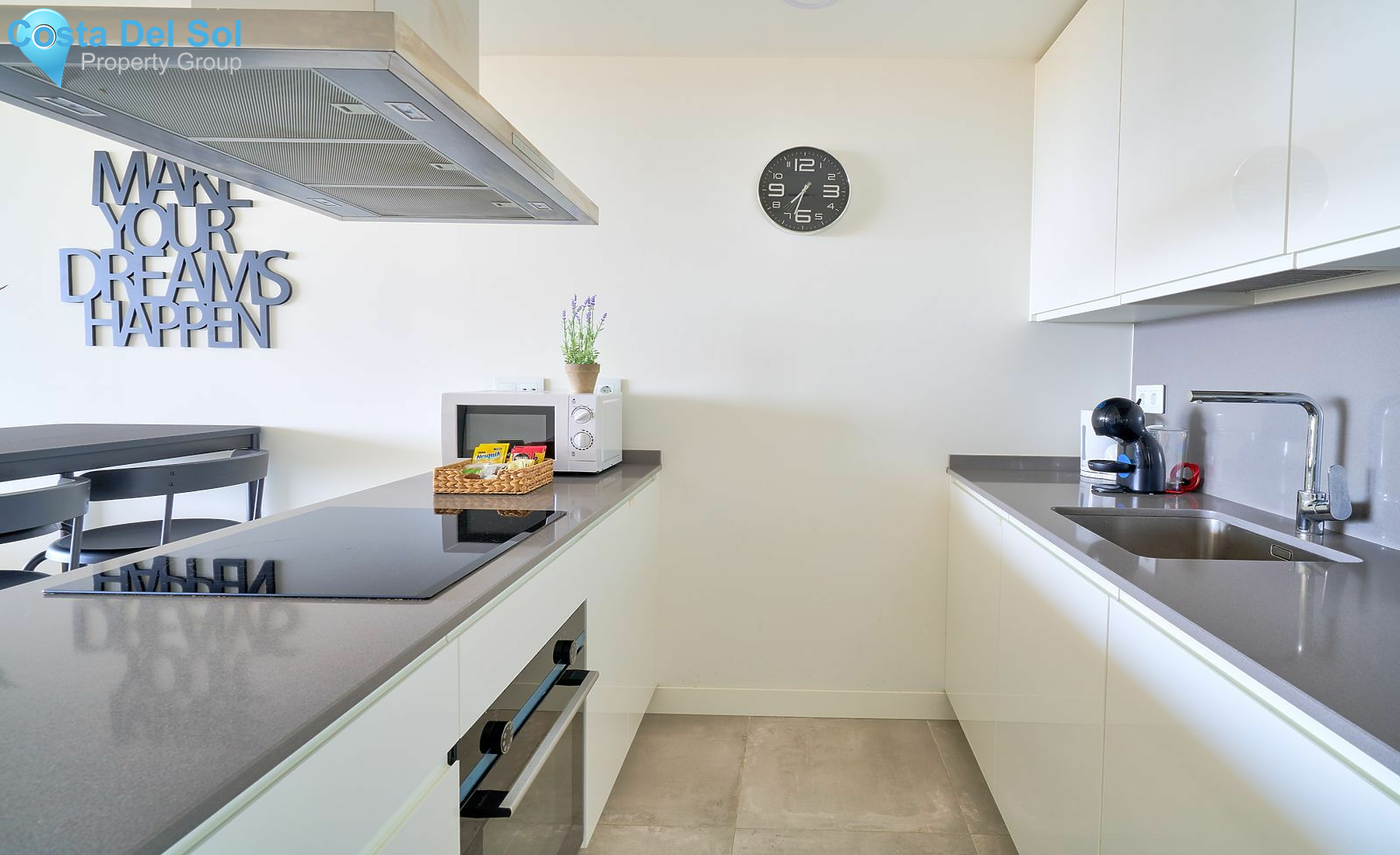 Middle Floor Apartment in Fuengirola-1430929